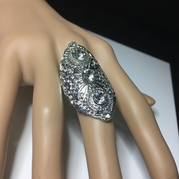 Jewelry - Picture 3 of 5